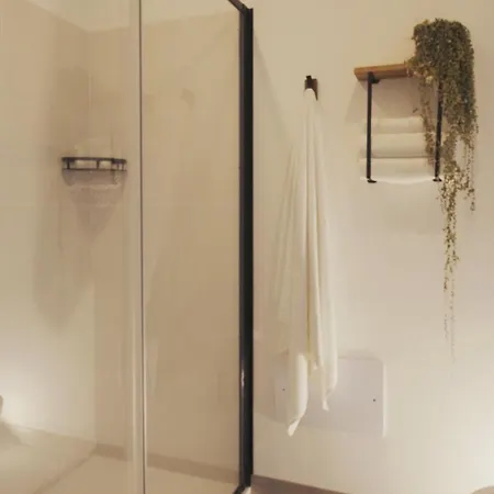 Vendégház Mhometredici